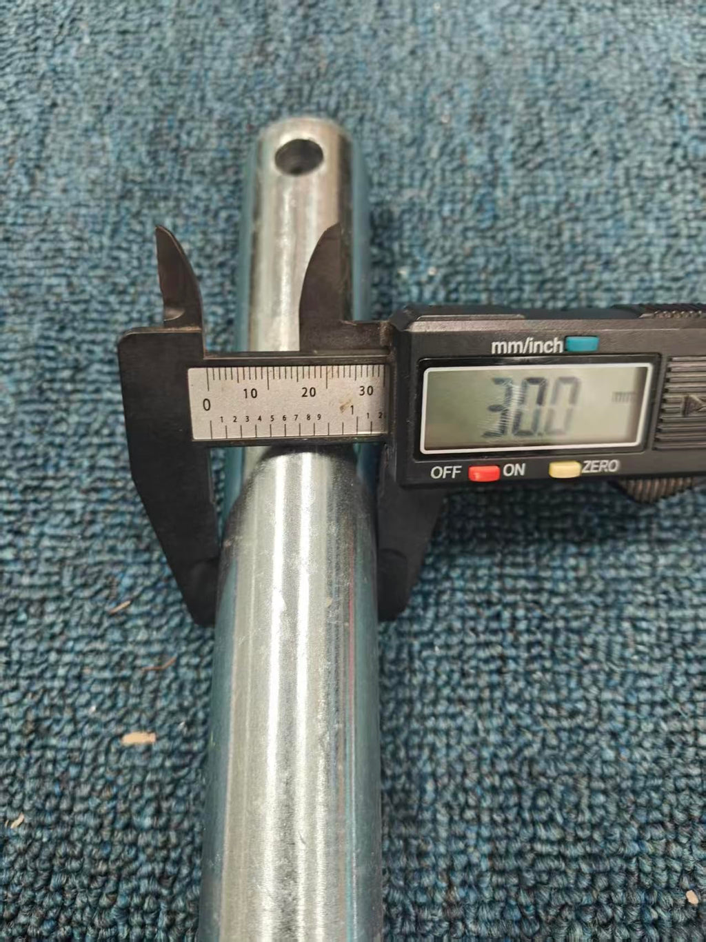 Mini Excavator Bucket Link Pin, 30mm x 230mm, 2pcs, for Bobcat E20 Doosan DX17 Guard Plate Style
