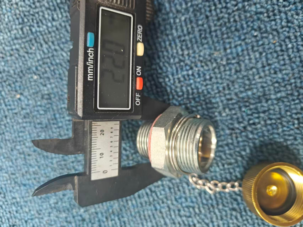 Yanmar Engine Oil Drain Valve with Pipe, 22MM Interface, suitable for Bobcat EZ20 DX17