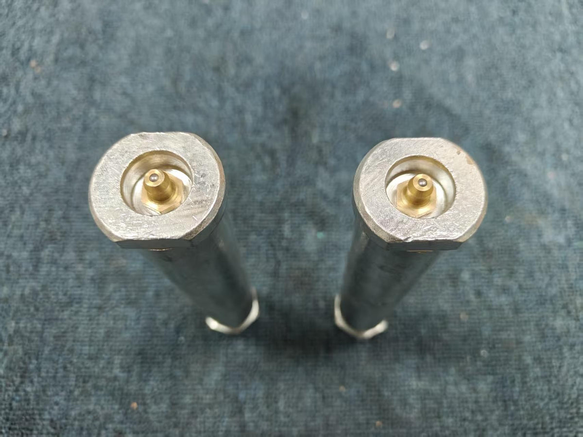Mini excavator bucket connecting pin, 1.18 inches/30mm x 155mm, replaceable, self-locking nut