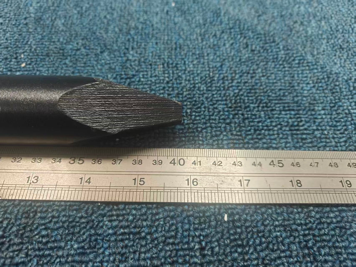 35mm Replacement Pyramid Point Chisel Hydraulic Bit Skid Steer Breakers Suitable for SB05 breaker hamme