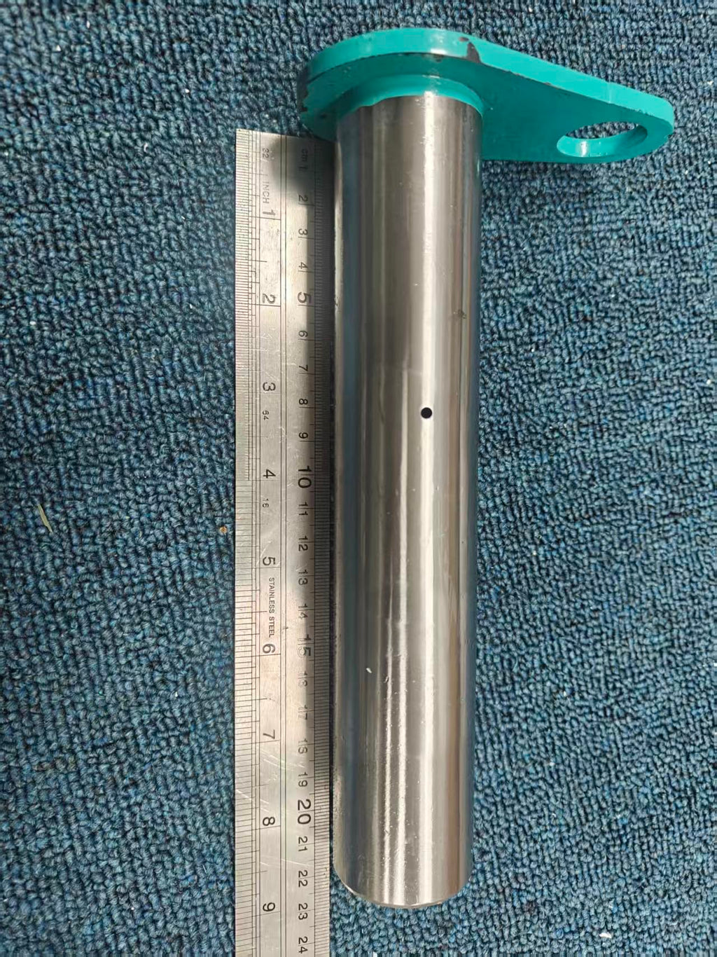 Excavator Bucket Pin 40mm x 210mm, Compatible with Kubota U30 U35, Fine Thread, 2 Pcs